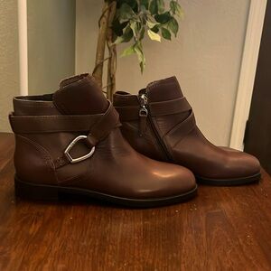 Women’s boots